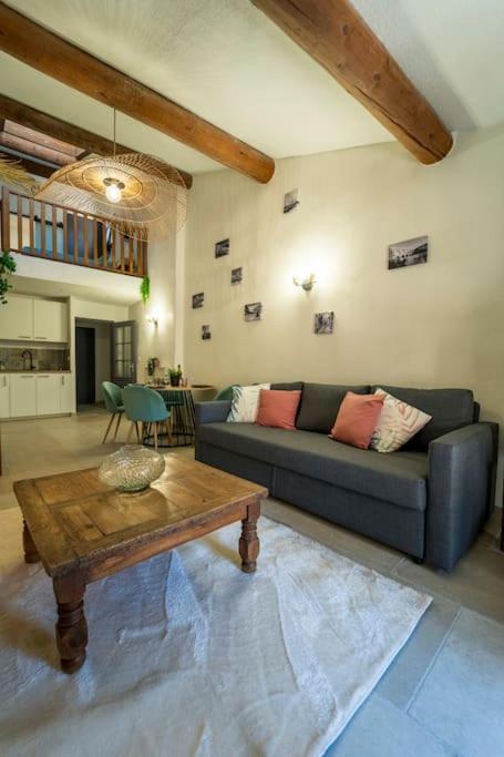 Uzès Charmant T2 Proche Place Aux Herbes מראה חיצוני תמונה